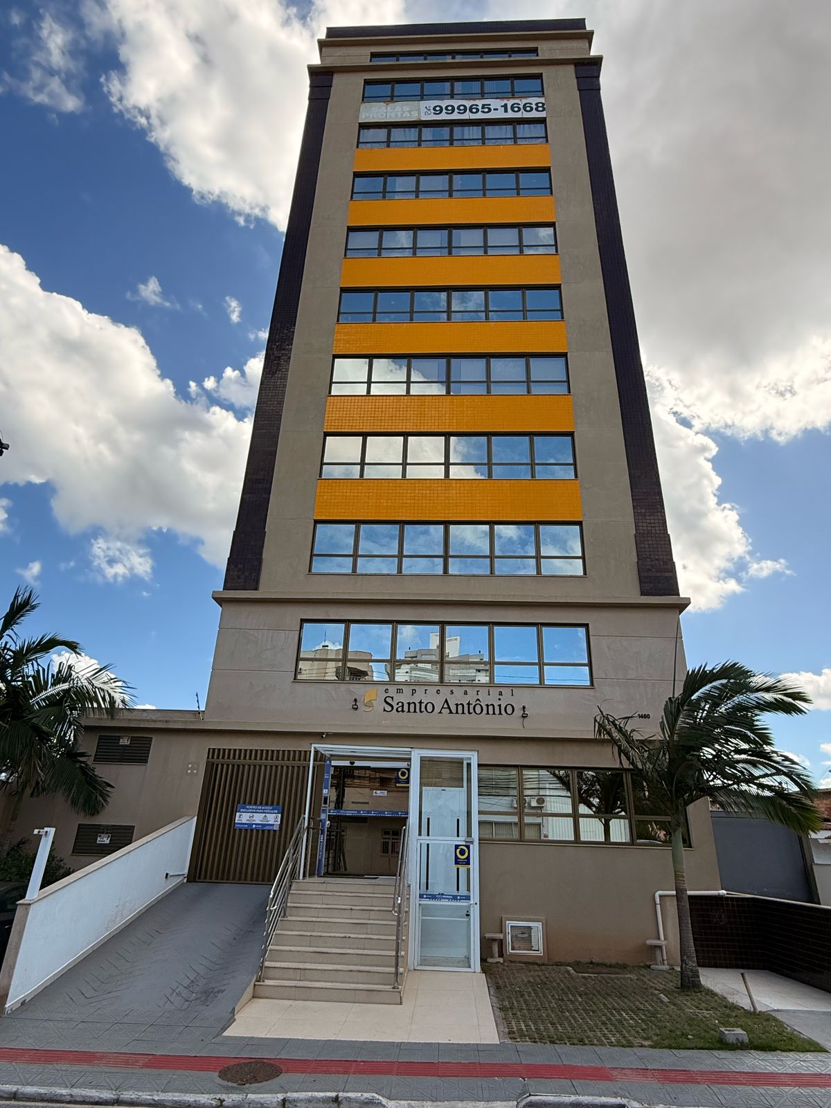 Fachada do Studio Bispo de Extensão de Cílios em Florianópolis